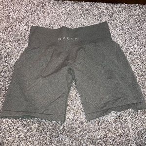 Like new NVGTN shorts